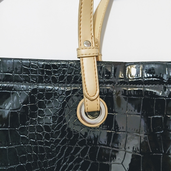 Black faux alligator Jessica tote - Picture 4 of 4